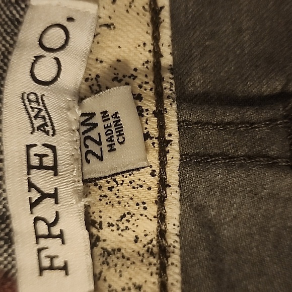 Frye & Co. Olive Green Bootcut Flare Raw Hem Stretch Button Fly Pants Sz 22W NWT - Picture 2 of 7